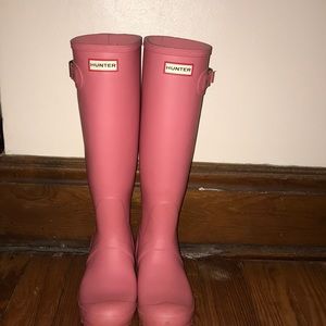 women’s pink hunter boots